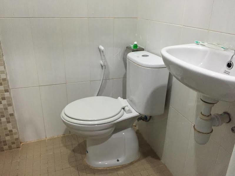 Redlink Hotel Batam Kültér fotó