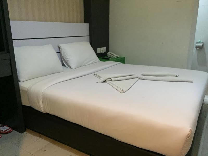 Redlink Hotel Batam Kültér fotó